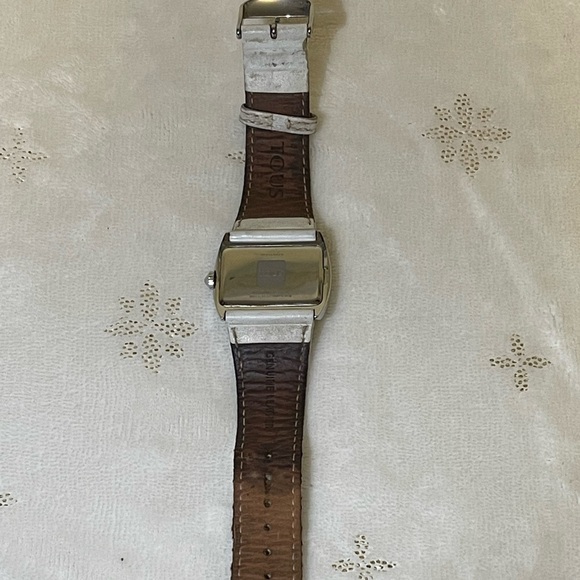 TOUS genuine leather teddy bear watch in white/ silver tone - Picture 7 of 12